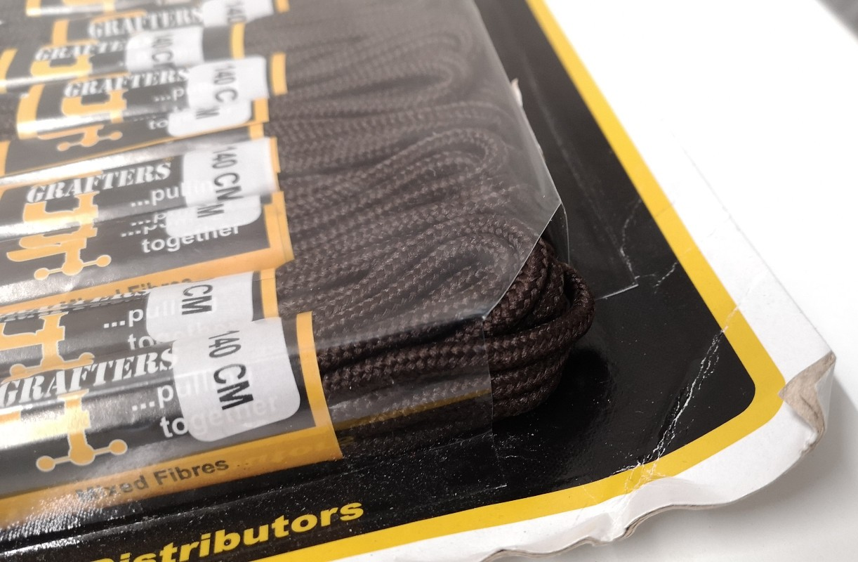 Grafters Laces Mixed Fibres 140cm Brown Pack of 12