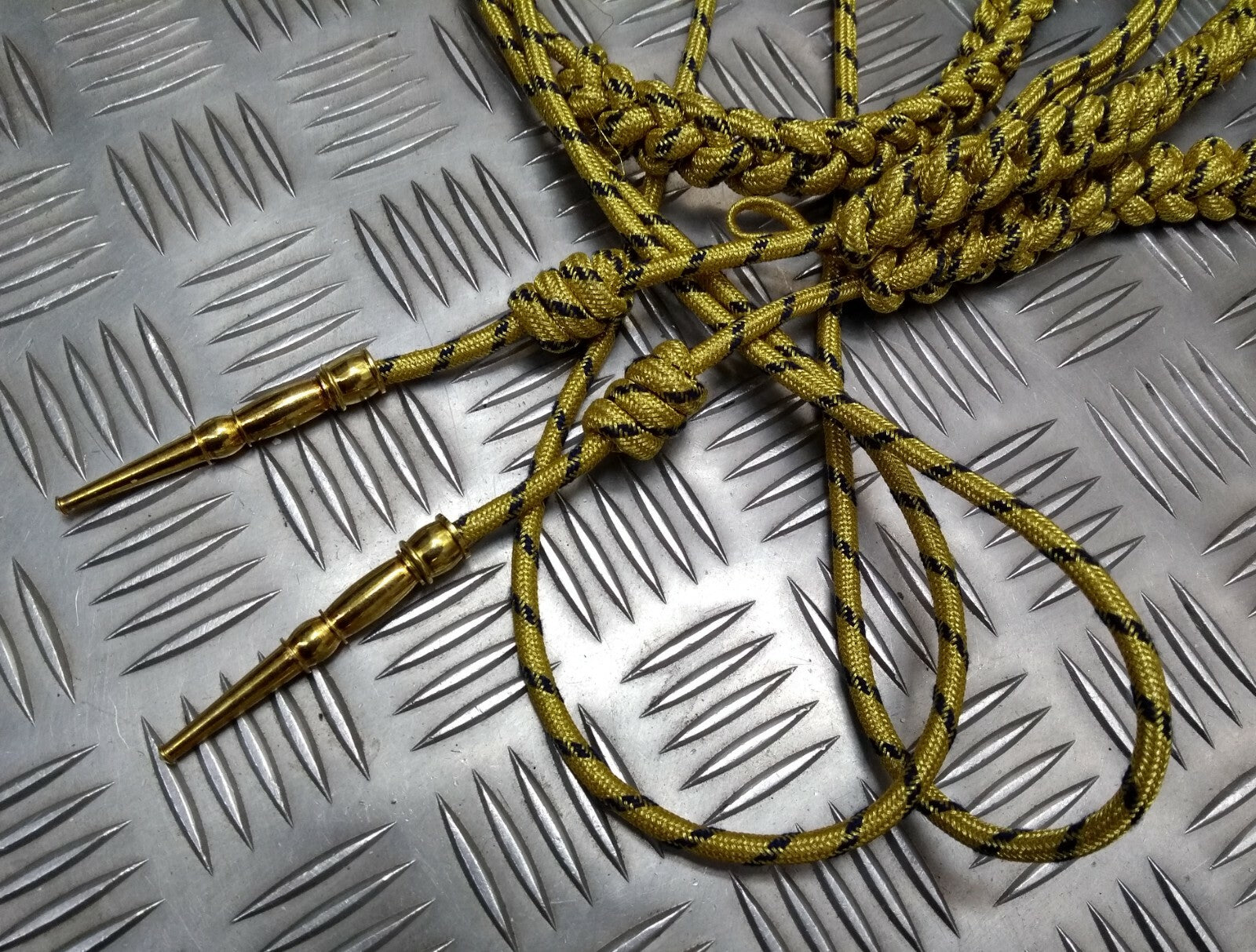 Air Force Aiguillette Airforce Gold with Blue Fleck Standard Tip Ends