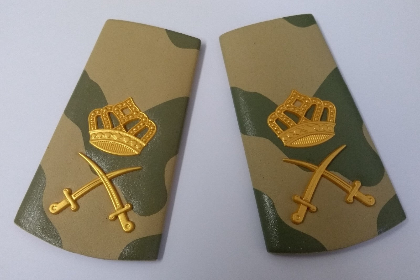 Kuwait Rank Slides Shoulder Epaulettes - NEW