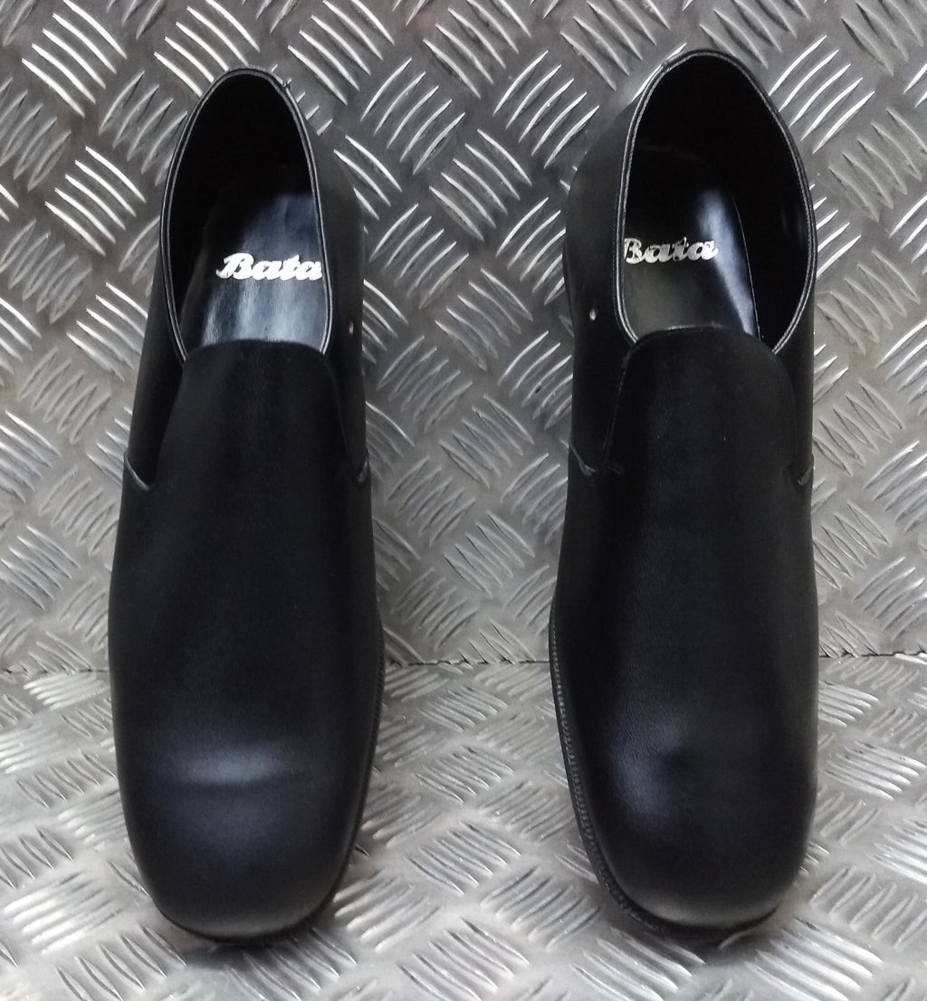 Vintage Prison Shoes Made in England By Bata Obsolete Style 1980s Elasticated