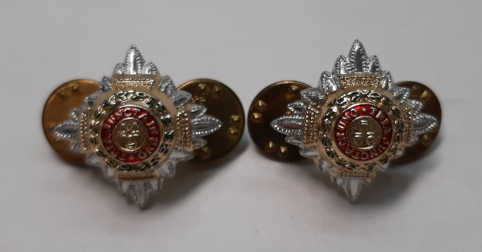 Army Shoulder Rank Star s / Pips British Insignia Silver / Gold Colour Tops