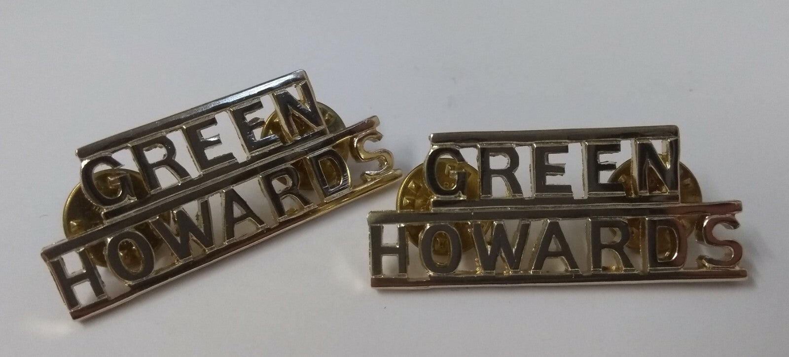 Green Howards Insignia Title Badges Snap Pin Genuine British Army Issue 1 PR