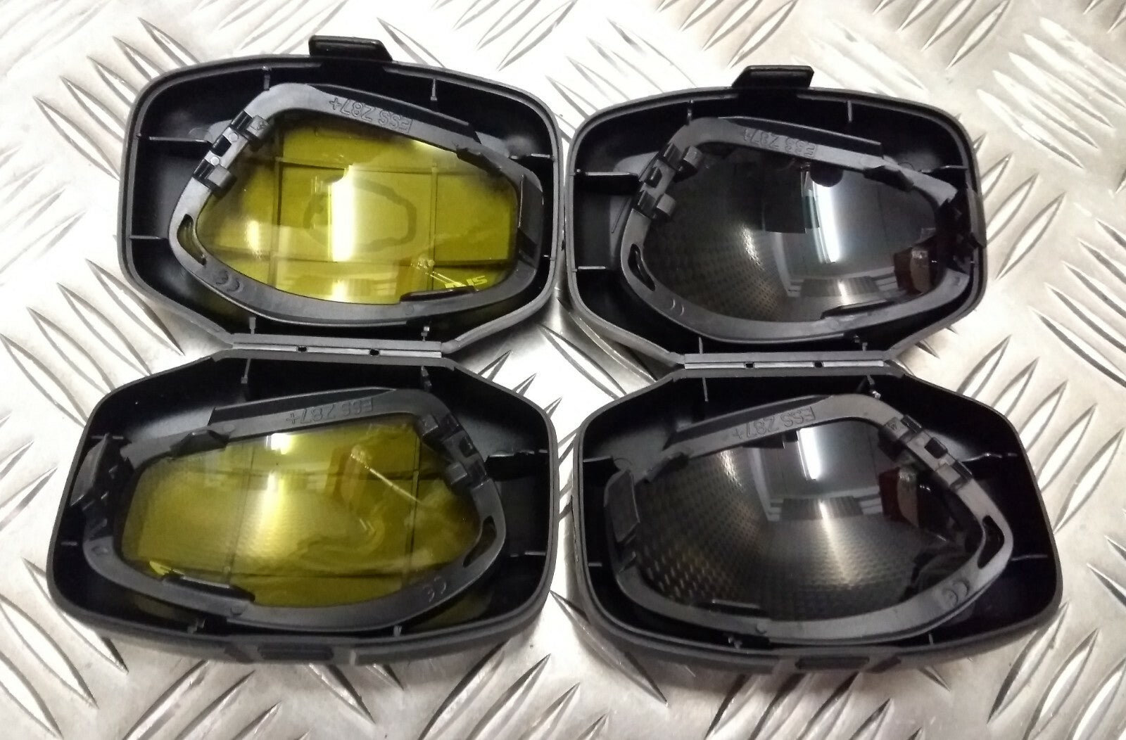 Genuine Army Issue ESS V12 Advancer Replacement Lens & Case For Tactical Goggles