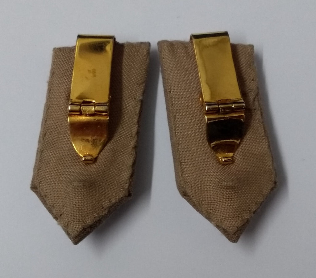 Oman Gorgets Collar Tabs With Silver Detail Chrome Officers Insignia Buttons