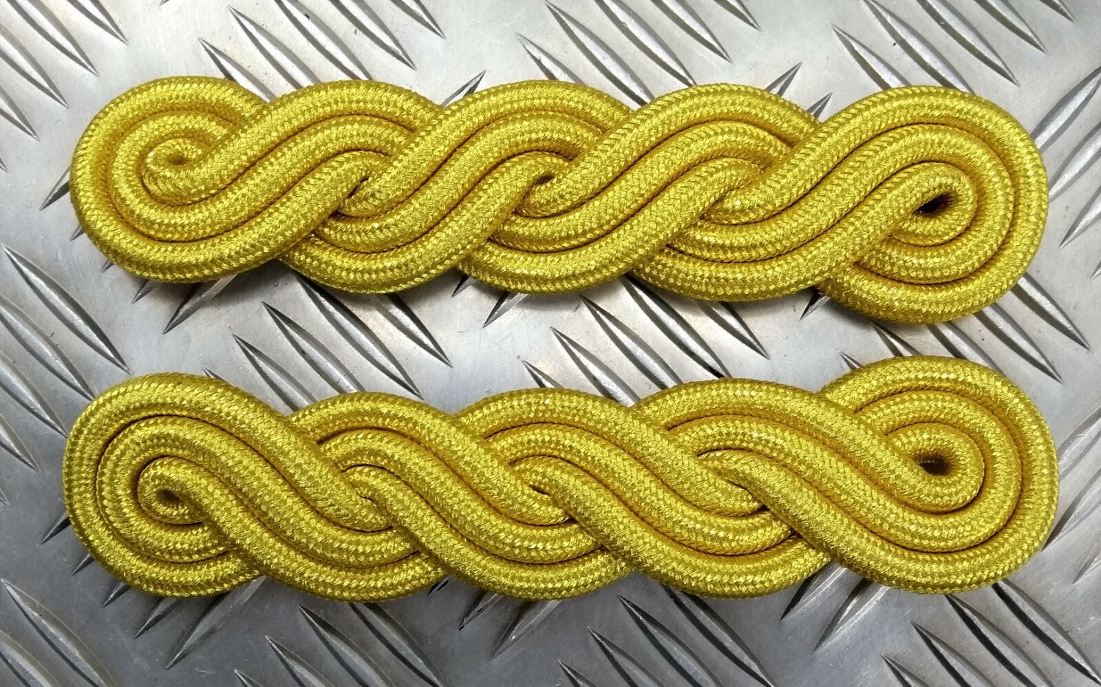 Genuine Issue No Rank Gold Wire Ceremonial Braided Shoulder Boards