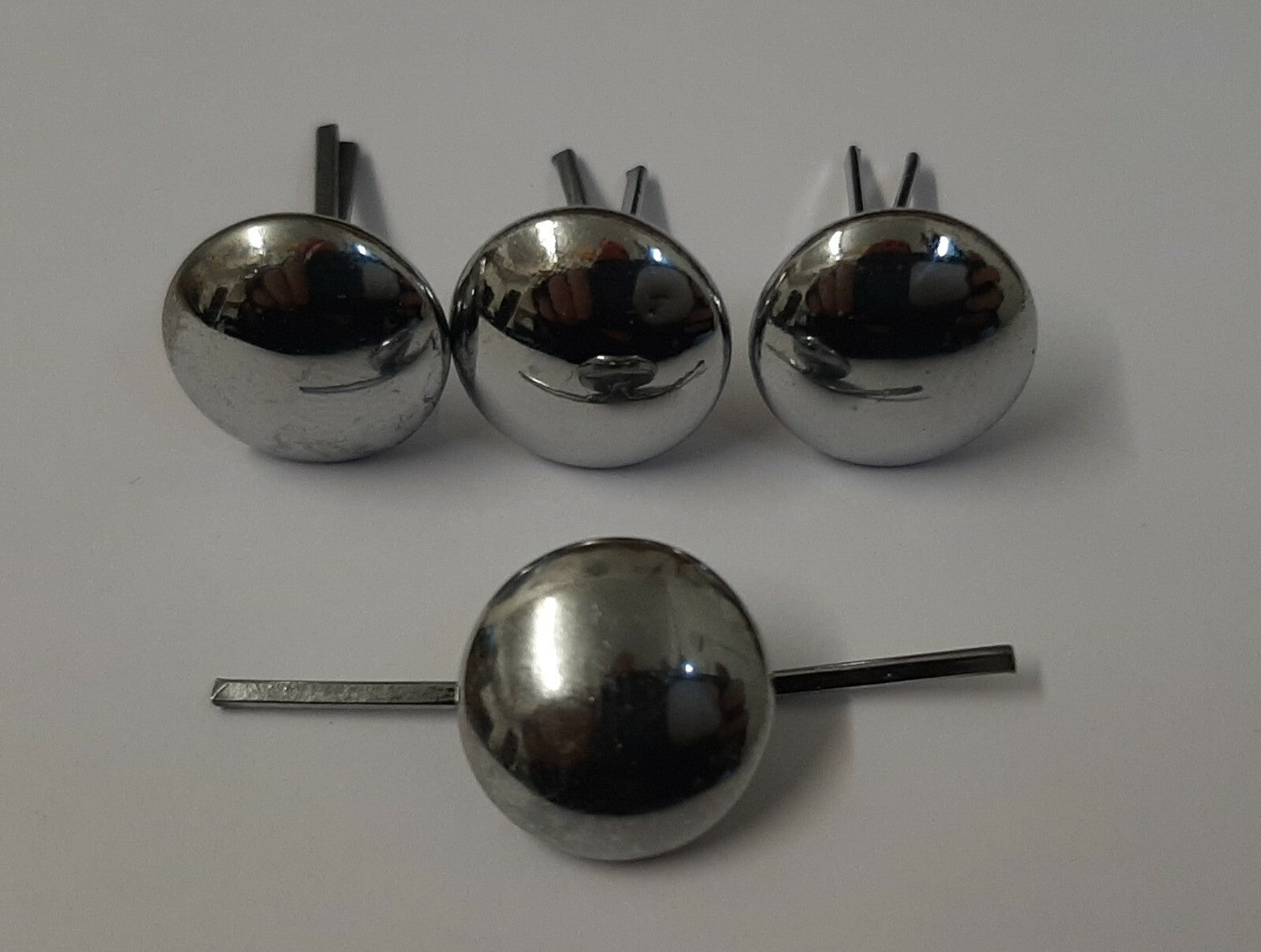 Vintage Buttons Half Dome Split Pin Silver Coloured 22L Two Prong X4 ASBT304