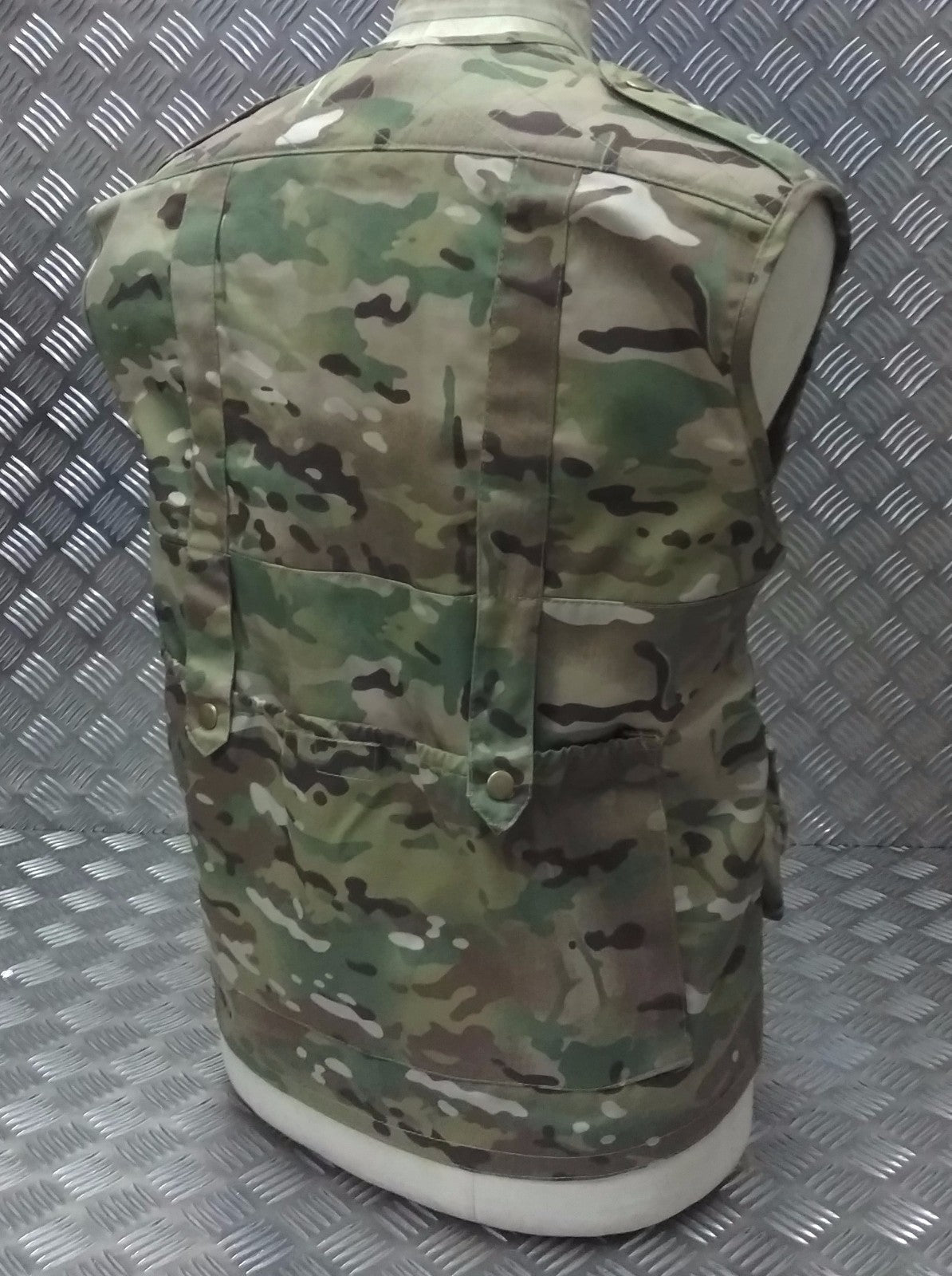 Fishing Hunters Photographers Multi Pocket Vest MTP Multi-Cam - NEW