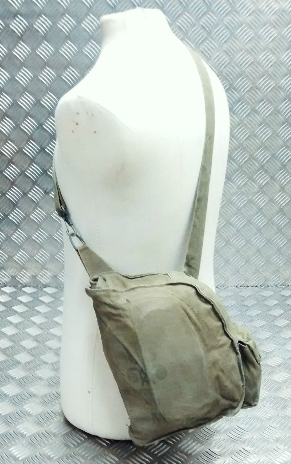 Vintage US MSA M17 Gas Bag Side Bag / Hip Bag USGI Vietnam