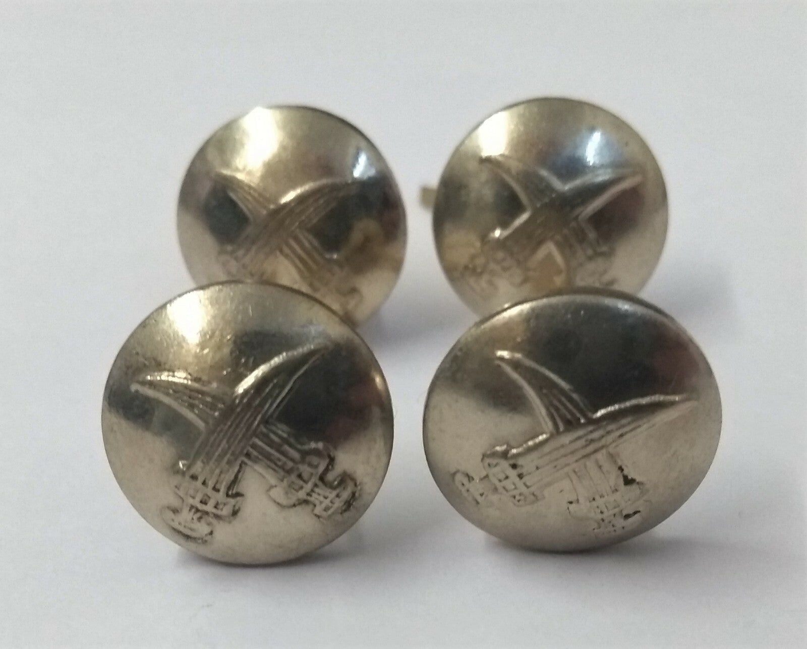Genuine British Made Bahrain Obsolete Insignia Nickel Prong Buttons X4 ASBT235