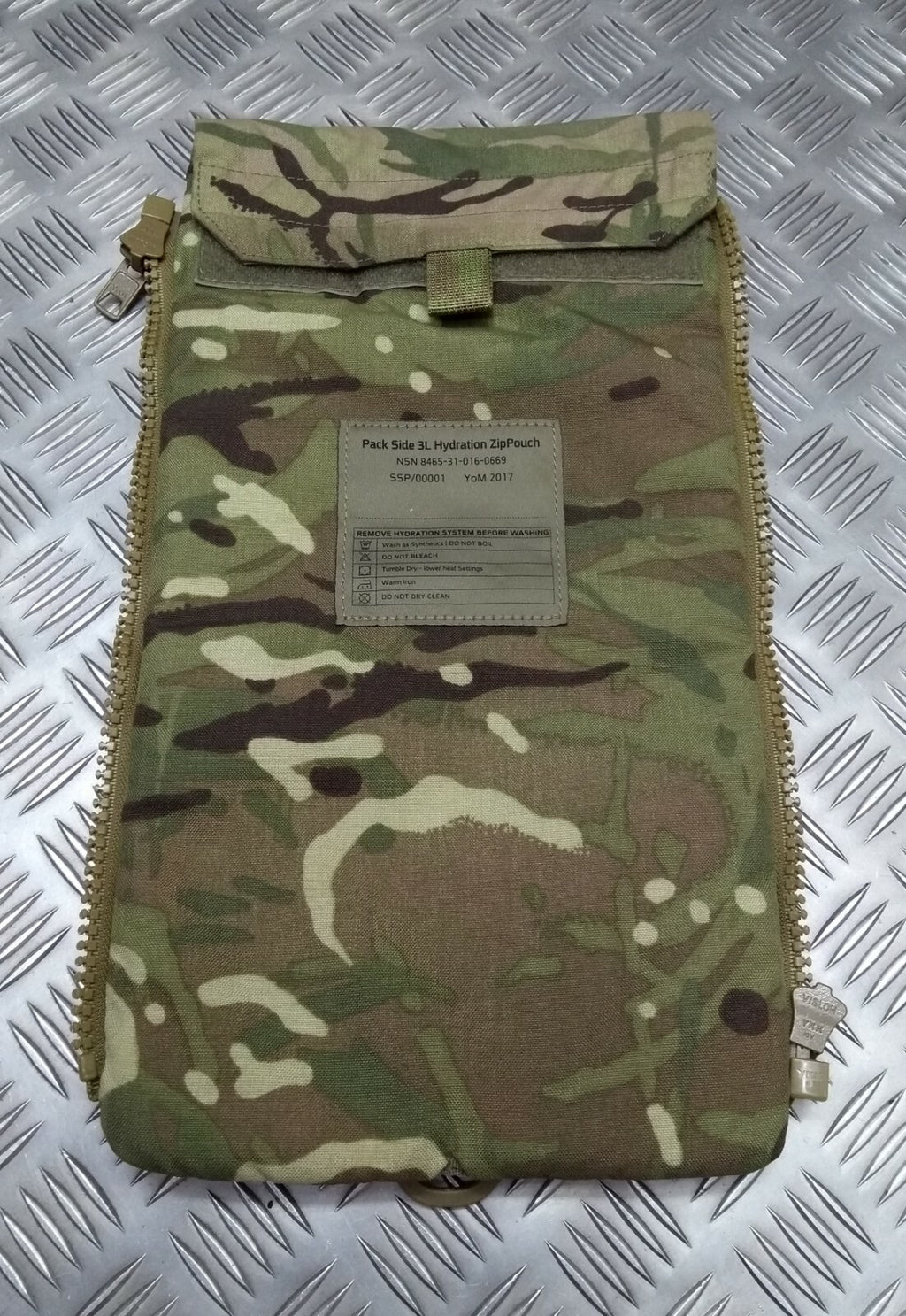 MTP Bergen Hydration Pouch IDF Pack Side For 3L Bladders ZipPouch No Bladder