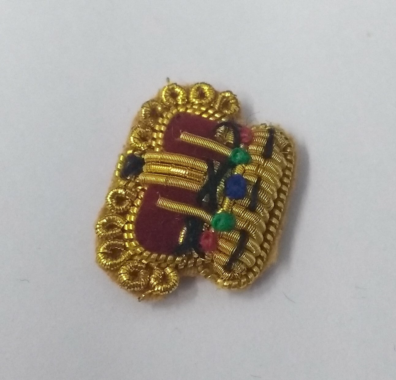 Genuine Vintage British Small Braided QC Gold Crown No Ground