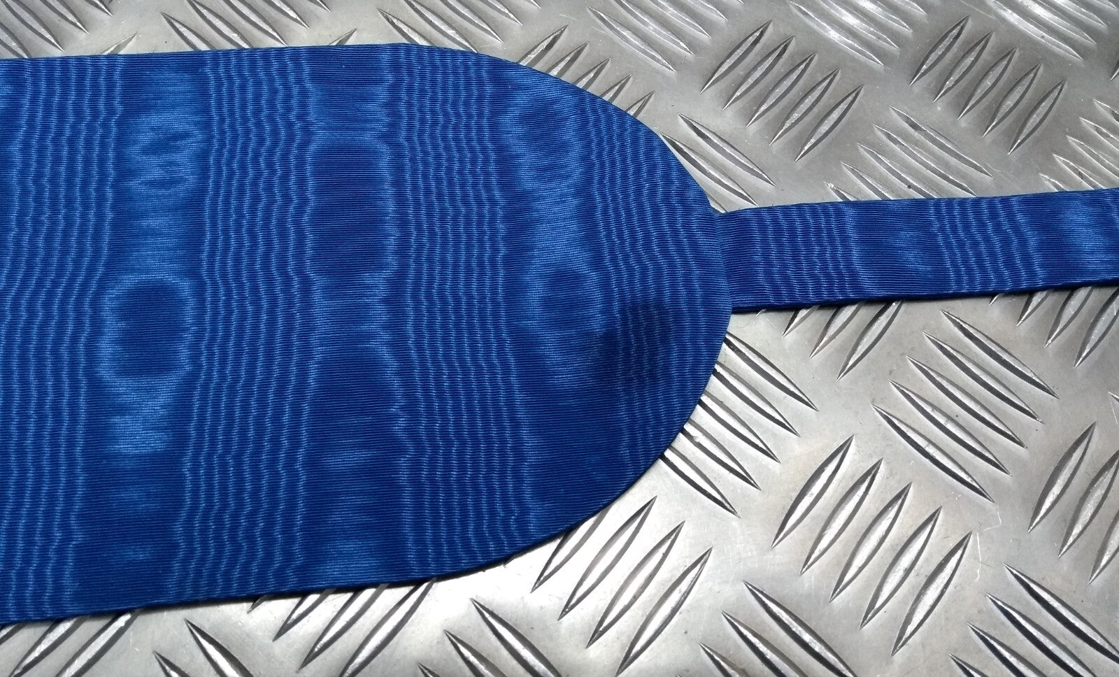 Oman Navy Cummerbund With Obsolete Gold Braided Naval Anchor
