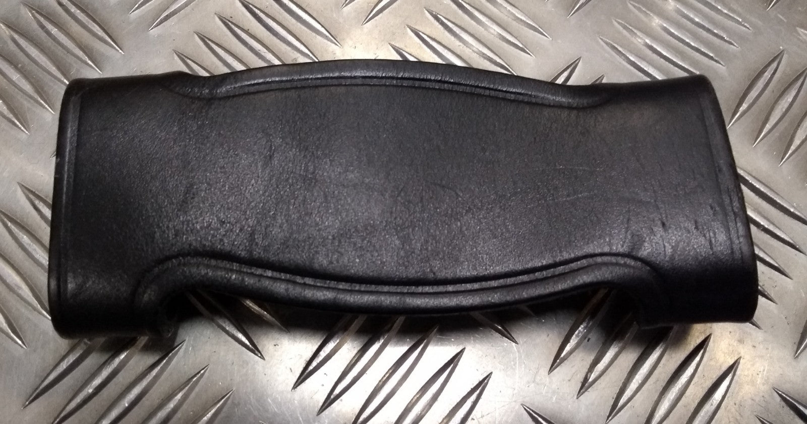 Genuine British Issue Black Heavy Duty Leather Buckle / Catch Cover PWGB01