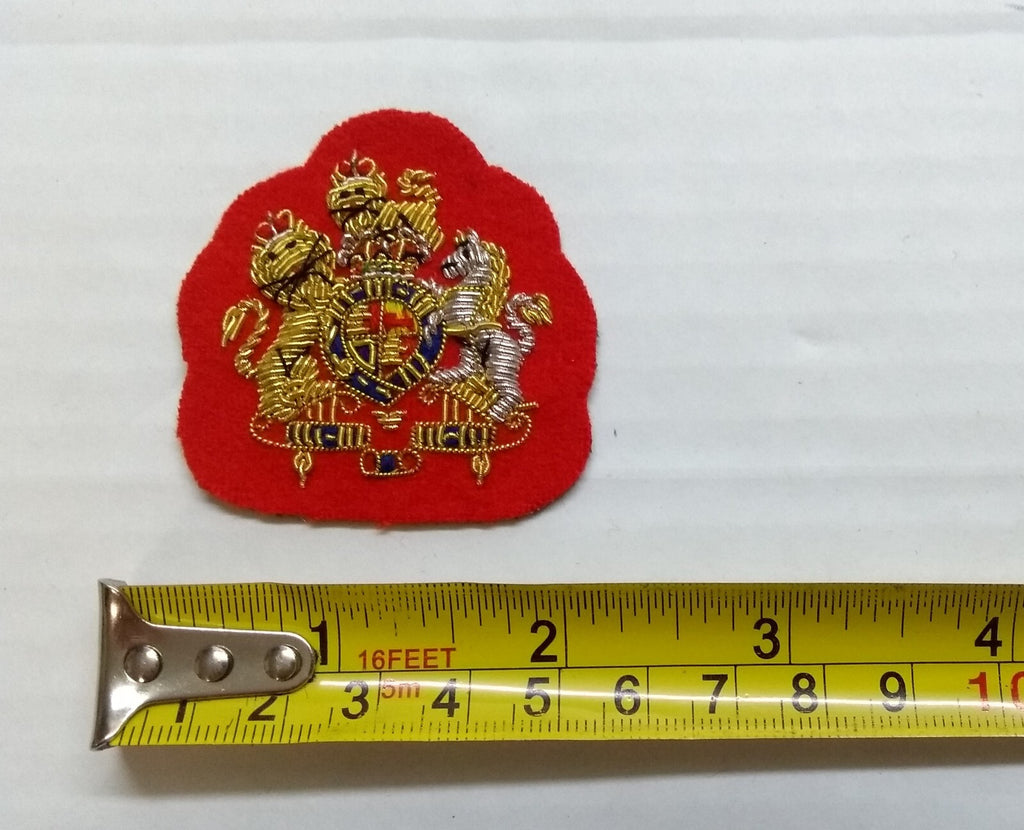 Mess Kit Badge WO1 on Red British Hand Embroidered Insignia Arm Patch