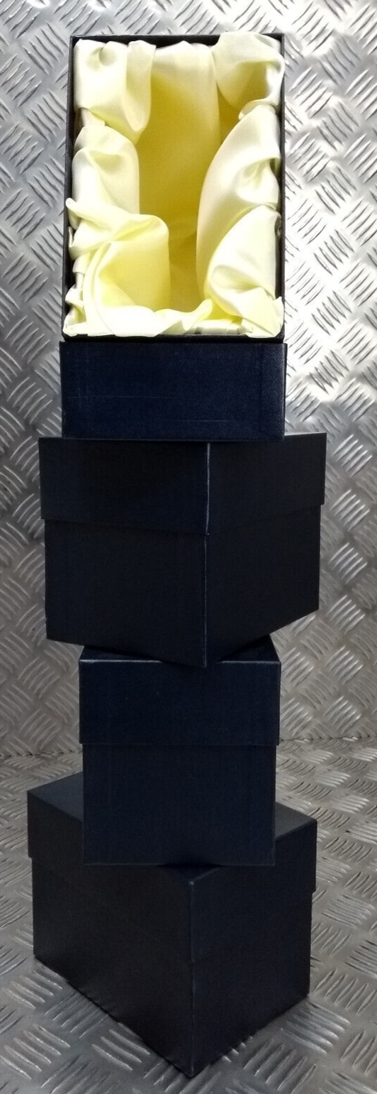 Dark Blue Gift / Storage Boxes with Cream Canvas Lining & Removable Lid x4