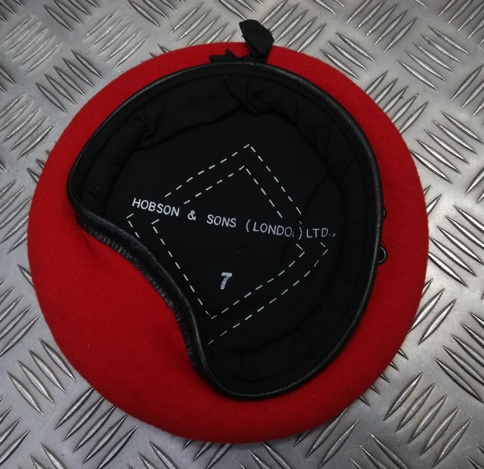 Red Beret Genuine Hobson London Issue Manufactures Sample 56cm