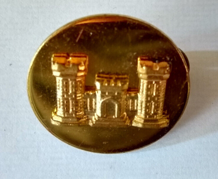 US Enlisted Man's Engineers Corps Collar Dog / Flat / Clutch pin backing