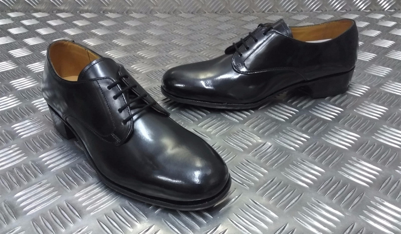 Women's Service Shoes Black Gibson Leather With Leather Soles NEW