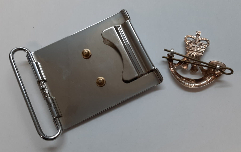 The Rifles Chrome Buckle and Cap Badge Insignia British Army Collectors Set