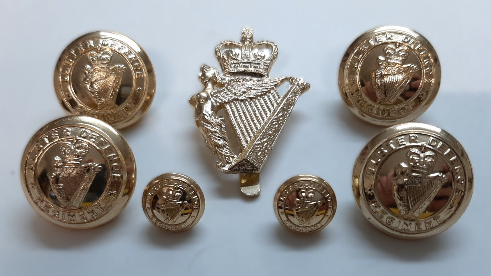 UDR Army Buttons & Badge British Ulster Defence Regiment Queens Crown Insignia