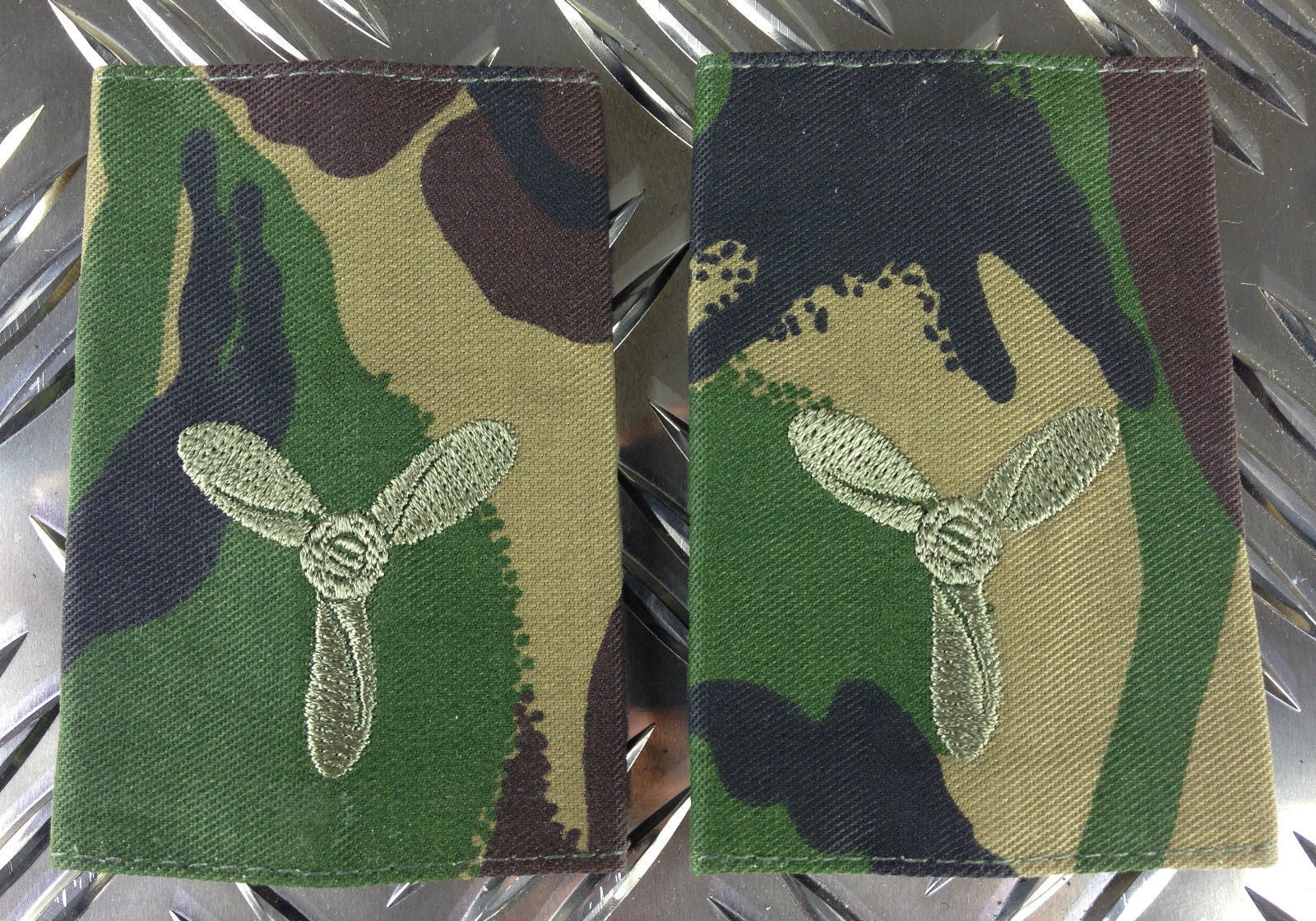 Genuine British Army Woodland Camo SENIOR AIRCRAFTMAN Rank Slides/Epaulettes NEW