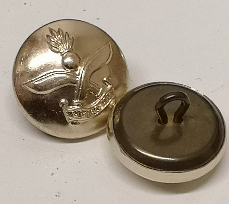 Queen's Gurkha Engineers Buttons 32L set of 5