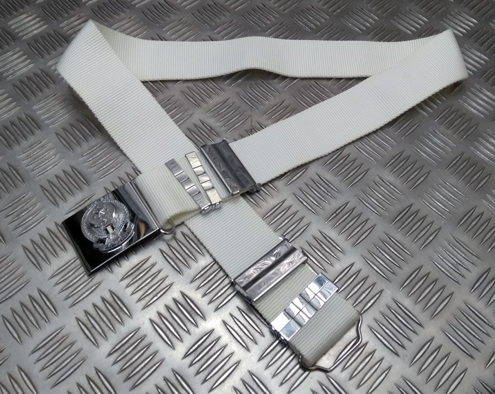 Abu Dhabi Belt White Nylon With Insignia Buckle For Ceremonial & Parade Duties