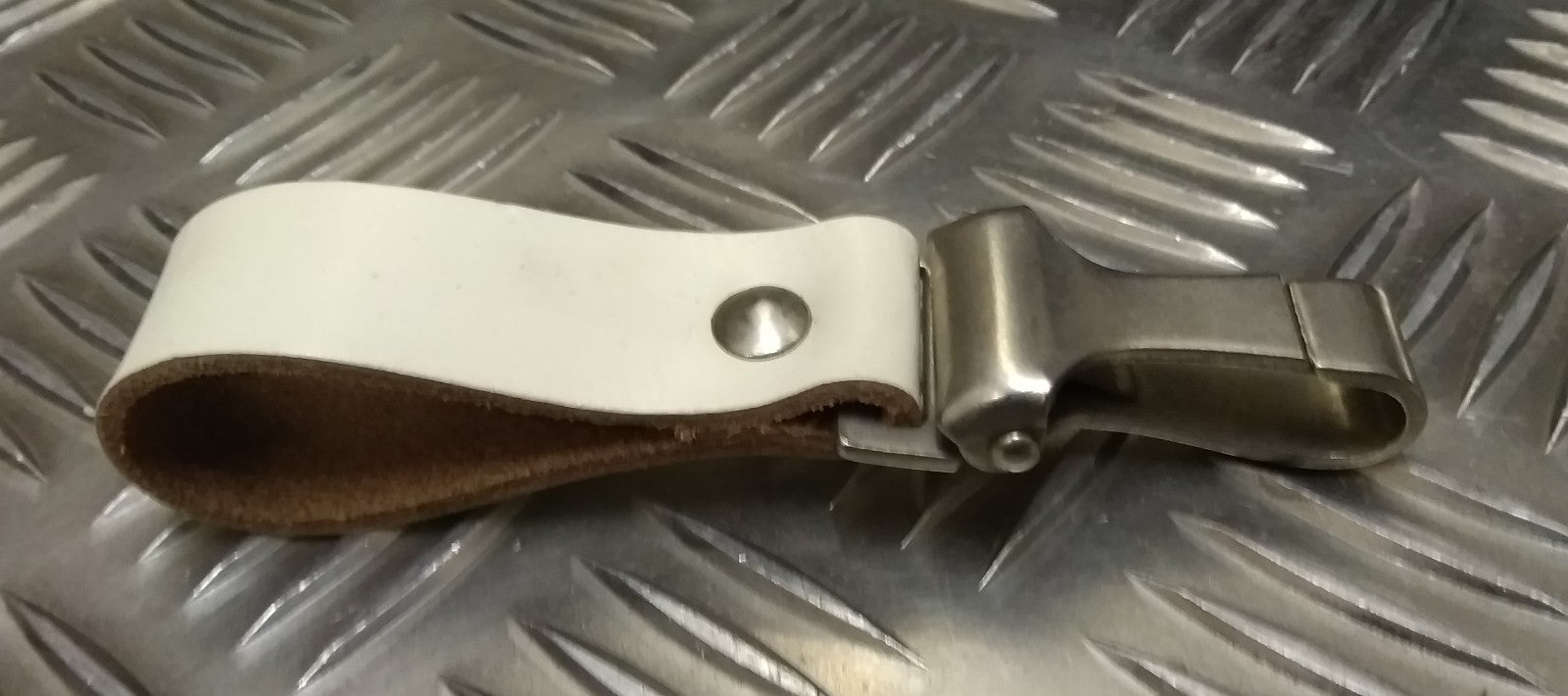Genuine Vintage Issue White Belt Slide / Fob With Metal Snap Hook