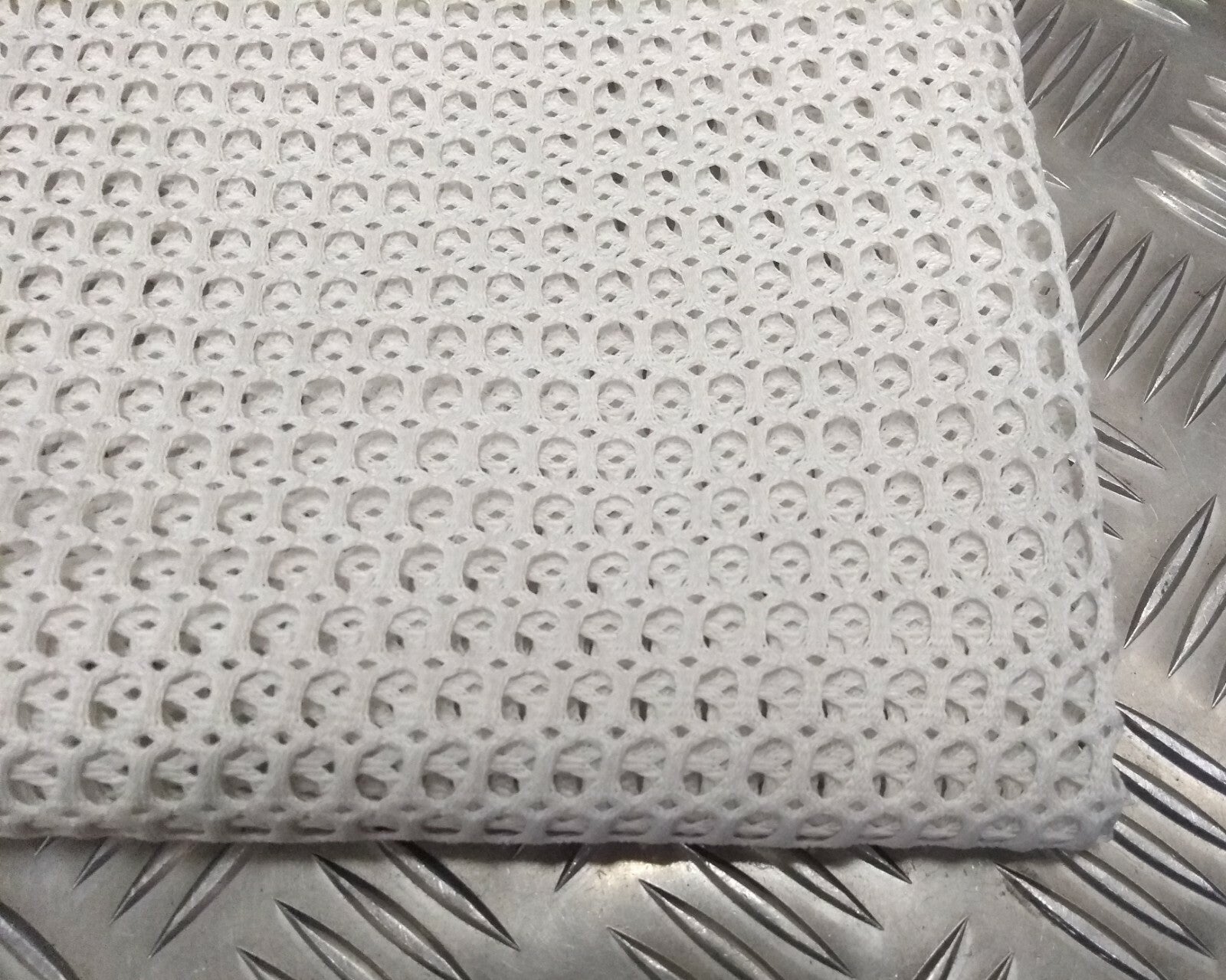 Genuine British Tri-Service White- Off White Mesh Laundry Linen Bag