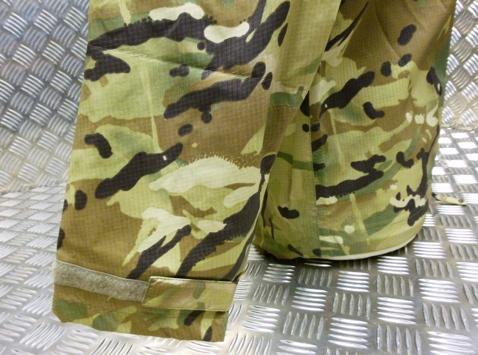 MTP Waterproof Jacket Lightweight MVP Black Fleece Collar Army Multi-Cam Pattern