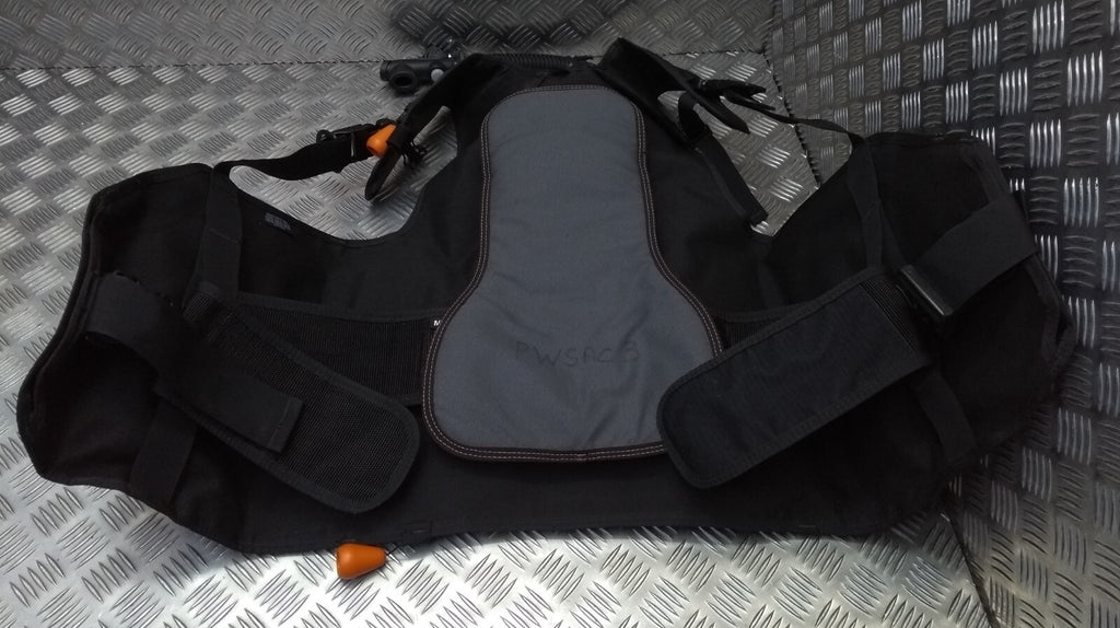 Aqua Lung Vest Diving Scuba BC/BCD Buoyancy Compensator British Army Issue MD