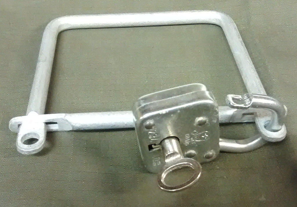 Genuine Vintage Forces Kit Bag / Kitbag / Duffle bag/Sandbag Lock Handle