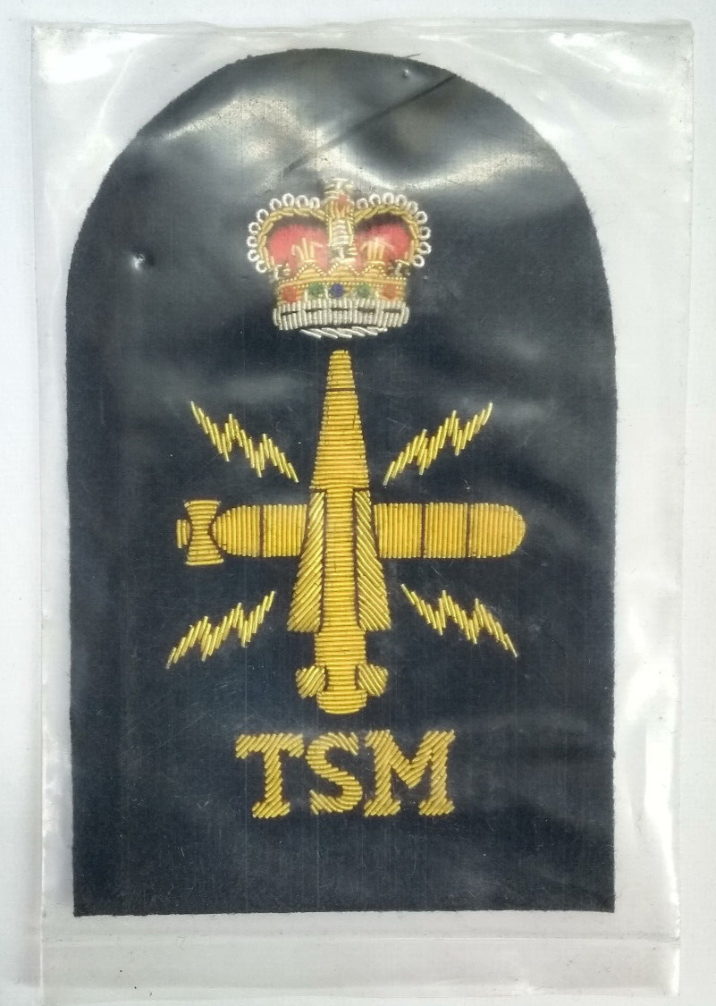 Royal Navy Tactical Submarine TSM Wire Braided Black & Gold Qualification Patch