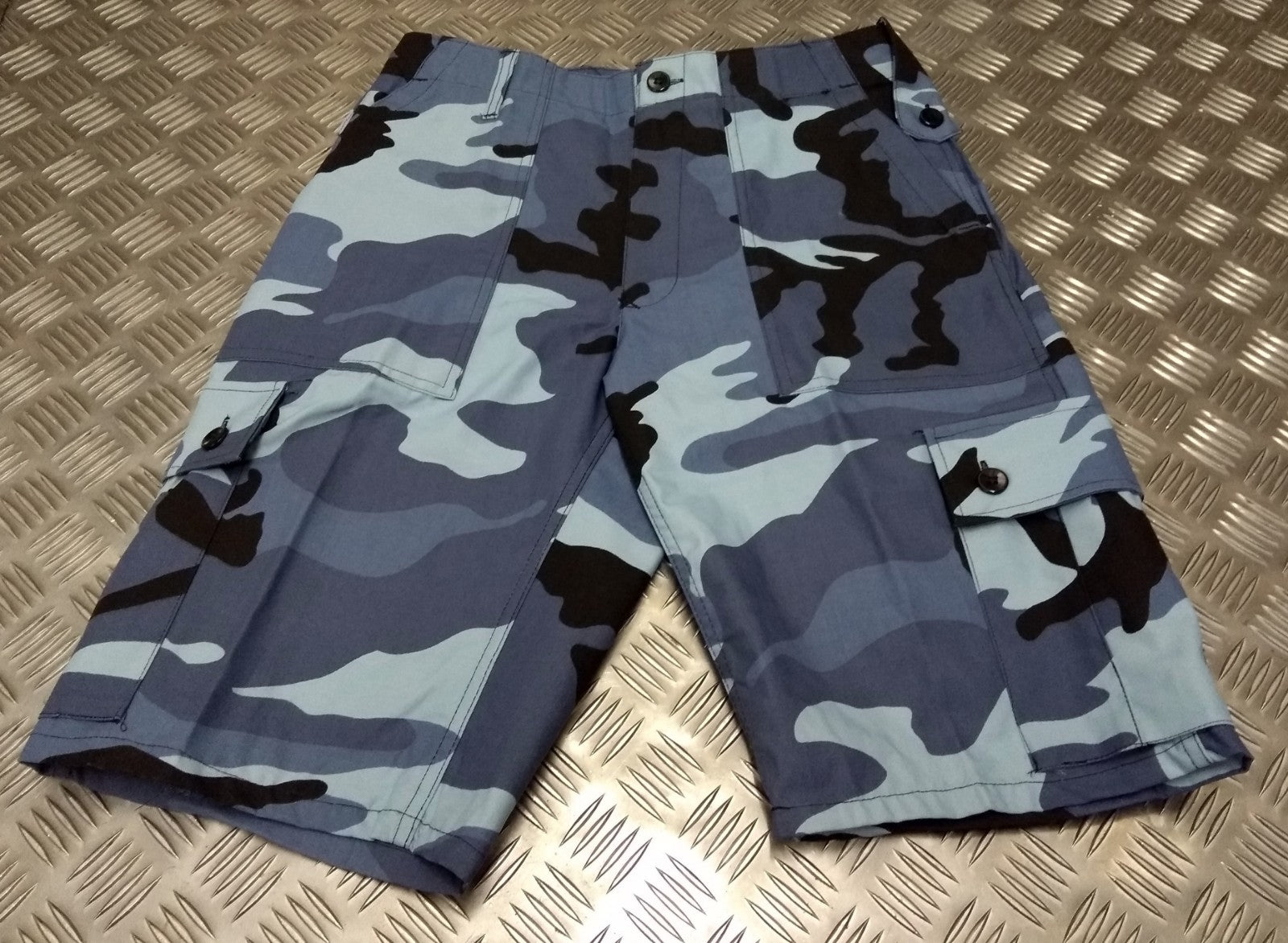 Military Style Combat Cargo / Utility / Camo / Multicam Shorts - All Sizes - NEW