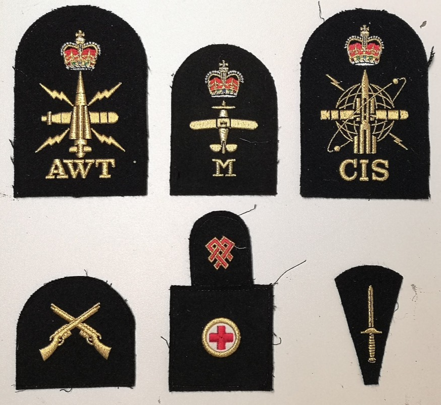 Royal Navy Qualification Cloth Patches Gold/Red on Black set of 7