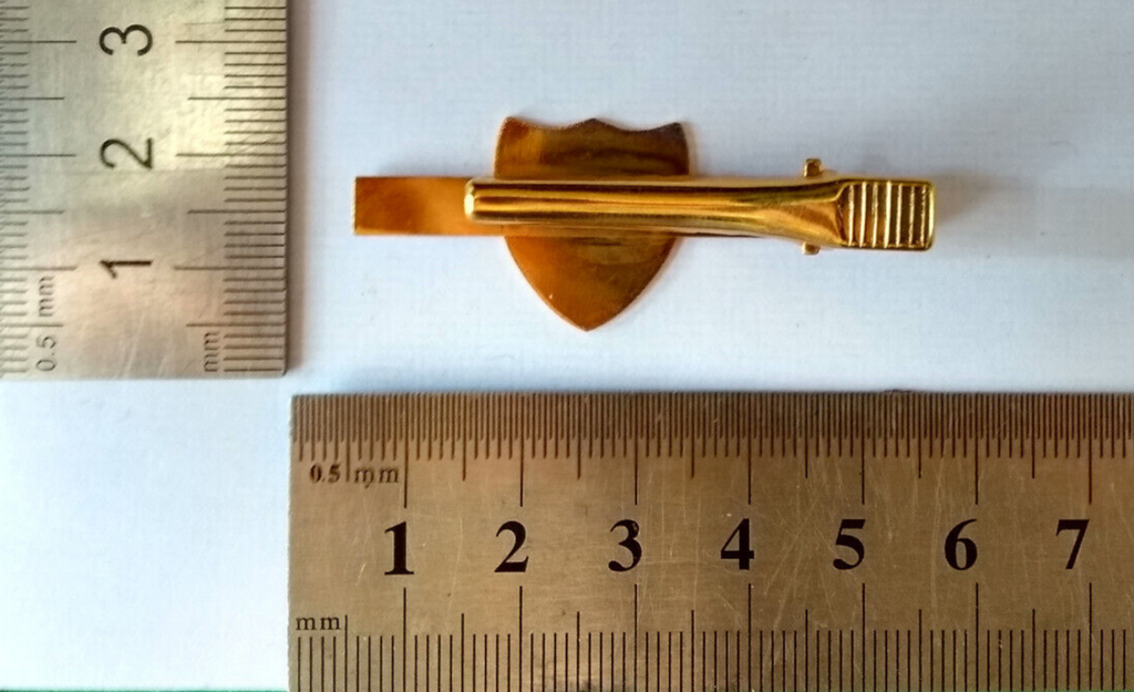 International Services Inc. ISI Shield Insignia Gold Tone Tie Clip
