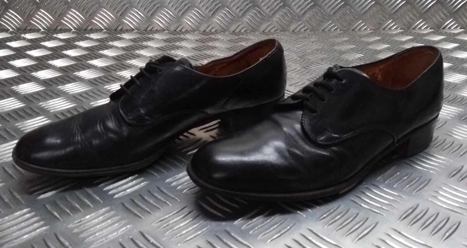 Woman's Black Parade Dress Shoe Gibson SD Type Used Assorted