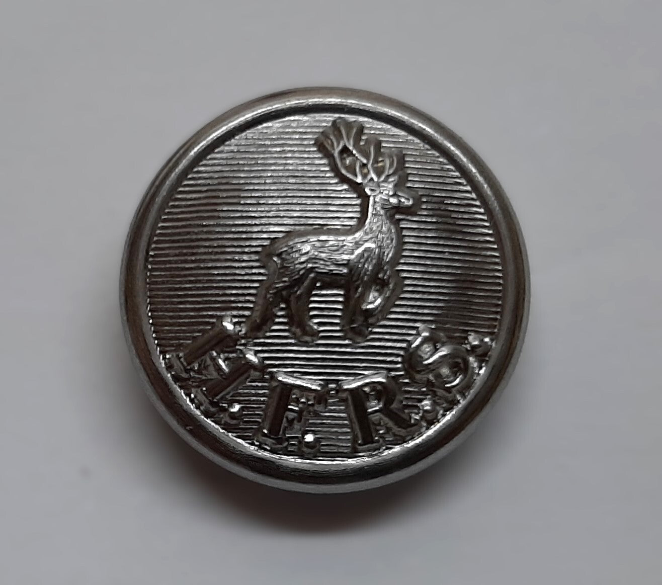Hertfordshire Buttons Ring Back H F R S Obsolete Stag / Hart Insignia 26L 1 Pr