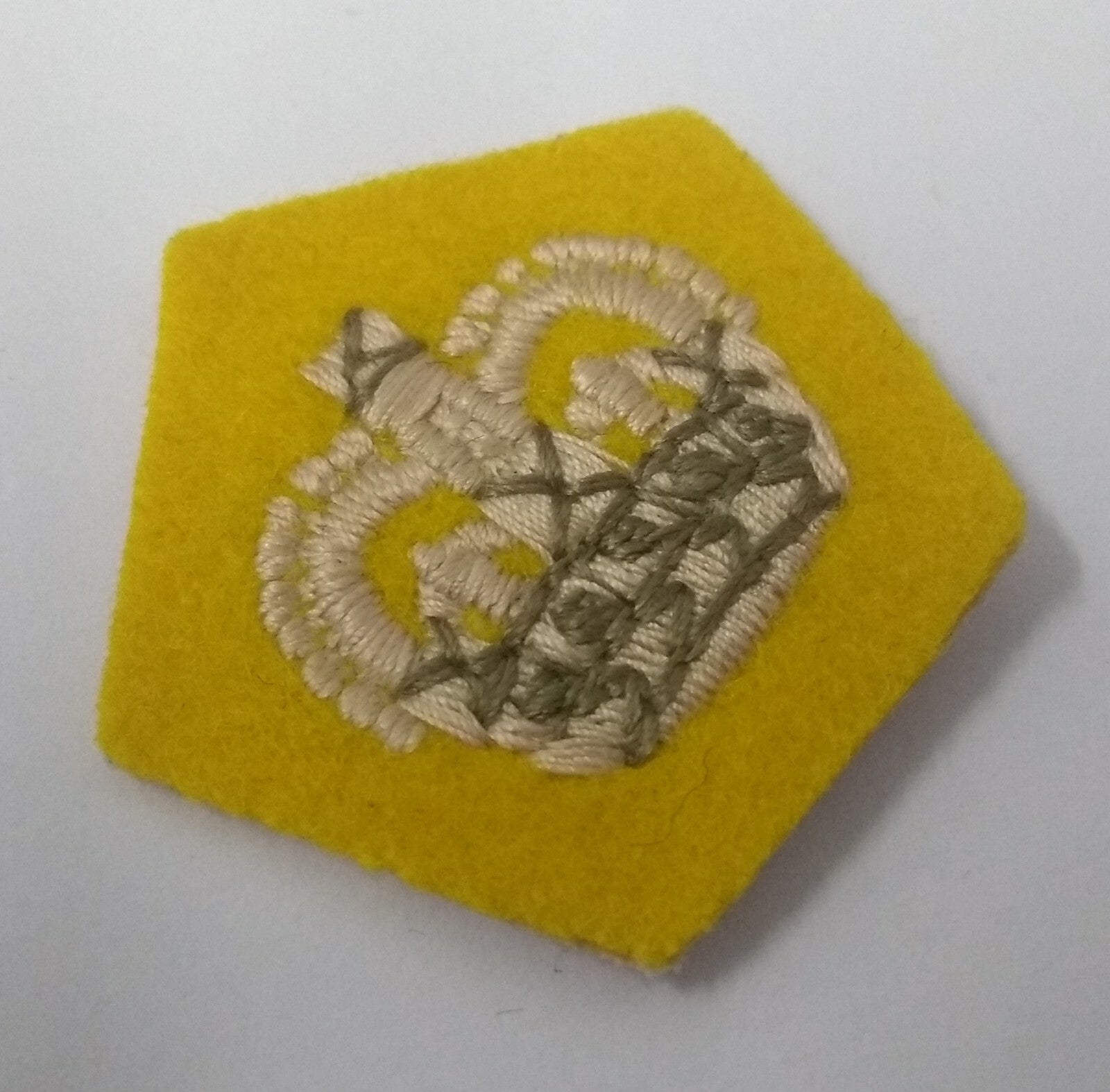 Genuine Vintage British ⅝" Khaki & White Crown on Yellow Felt NEW