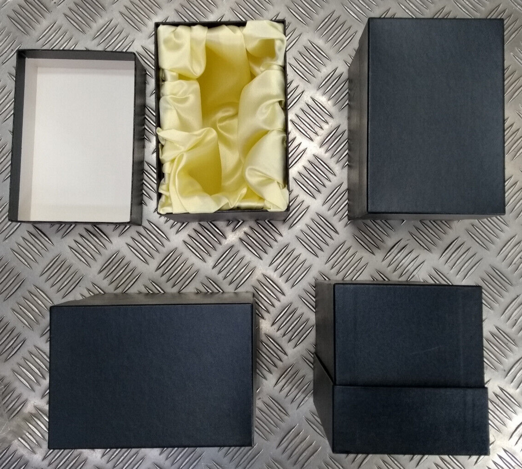 Dark Blue Gift / Storage Boxes with Cream Canvas Lining & Removable Lid x4