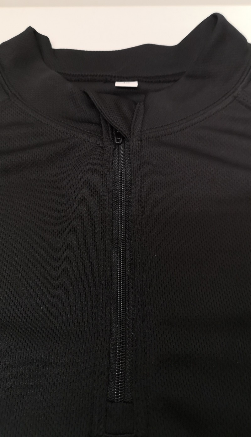 Black Self Wicking Activewear Top Short Sleeve