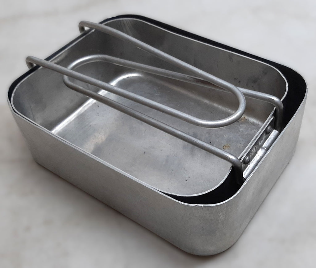 Army Mess Tins Field Cooking Pans British Old Pattern Small and Large