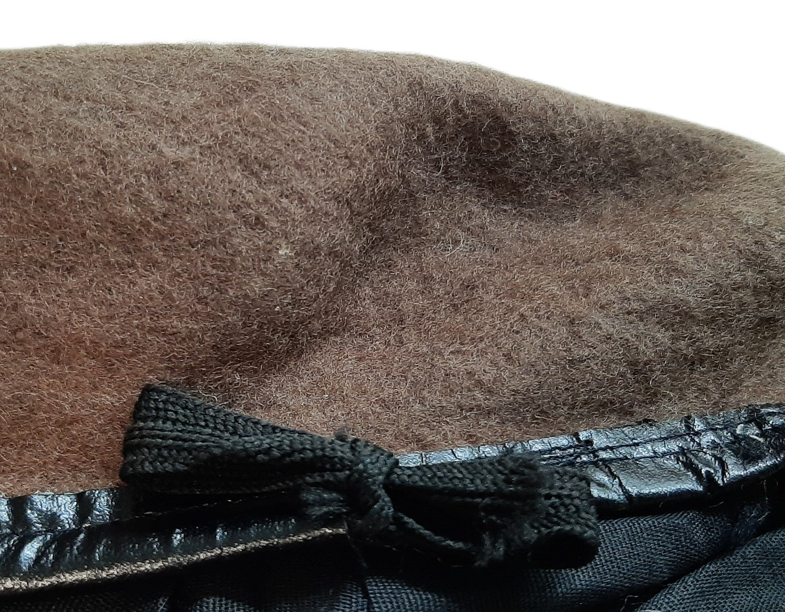 Army Military Style Khaki / Brown Wool Beret Size 7 Small - NEW