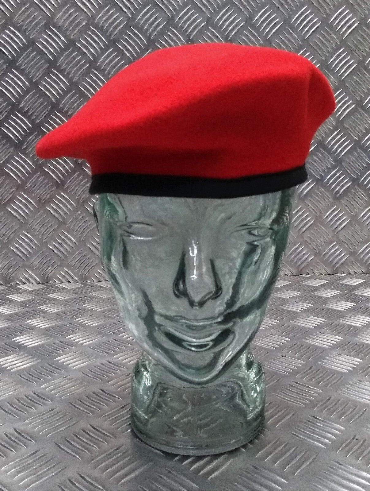 Red Beret Genuine Hobson London Issue Manufactures Sample 6 3/4