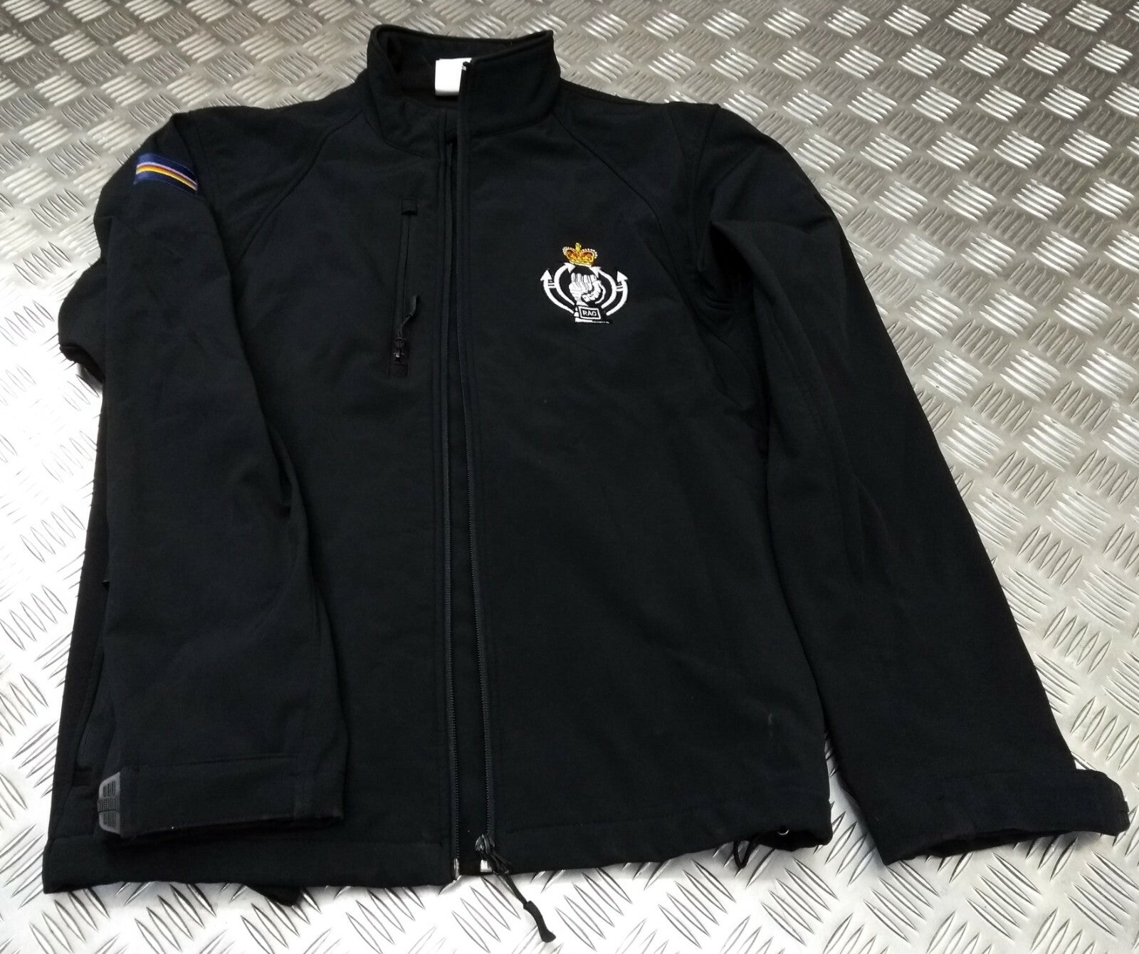 British Army RAC Soft Shell Jacket Royal Armoured Corps Insignia Active Wear