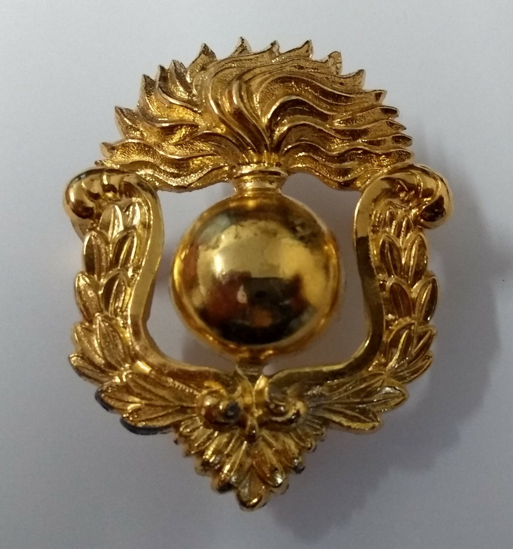 Genuine Vintage British Royal Artillery Cross-Belt Prong Back Ornament