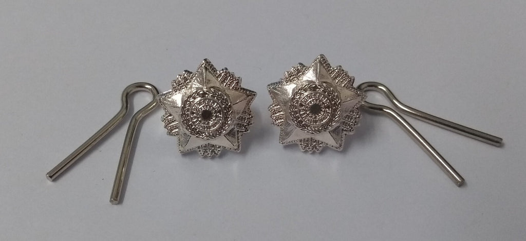 Bersedia Berkhidmat Pips For Officers Silver Coloured With Split Pin Fixings