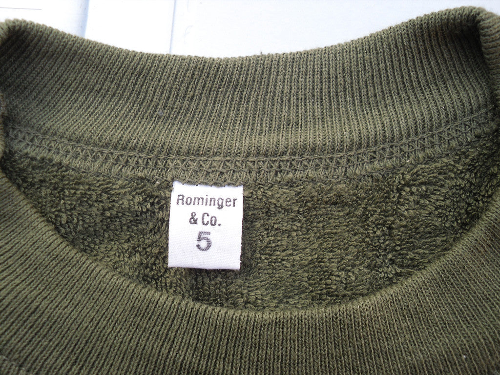 Genuine German Army, Green Thermal Top / Jumper. Size Large - NEW