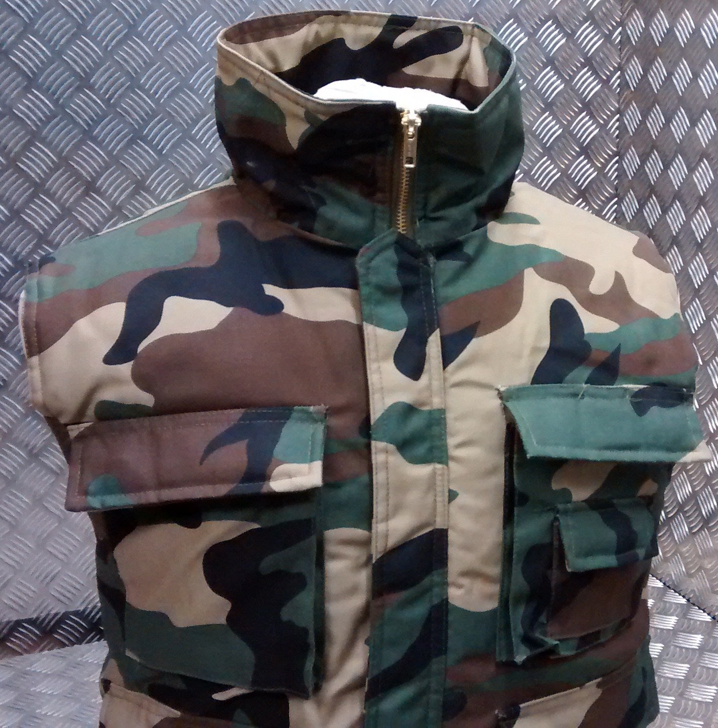 Hunters Action Vest Woodland Camo, Tactical Spec Body Warmer - NEW