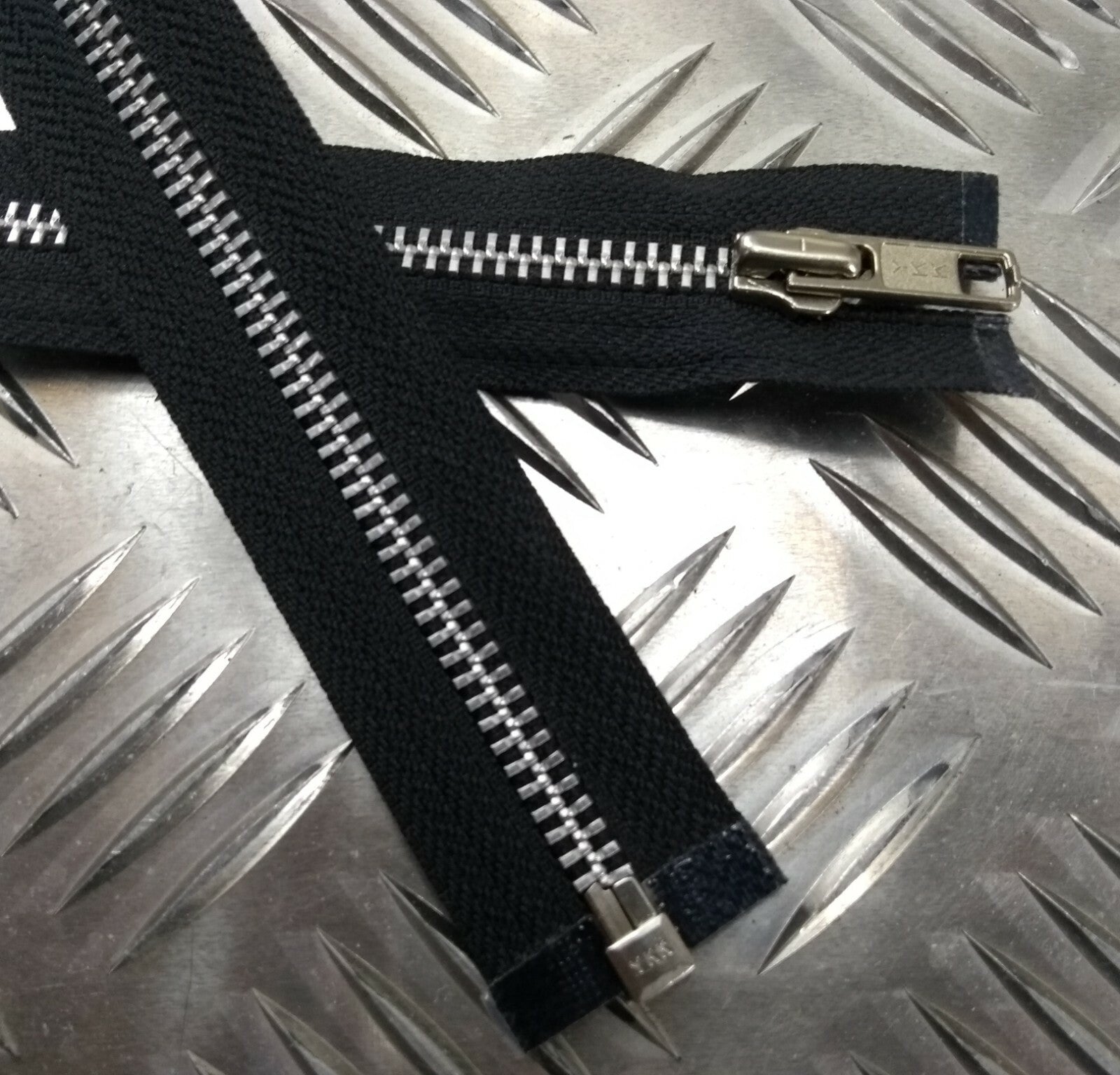 Genuine British Issue YKK 56cm Open End Zip Zipper Army Black